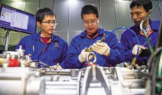 法士特:打造國際一流實(shí)驗(yàn)室測試平臺(tái)